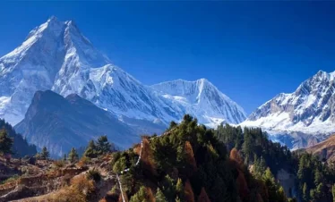 Manaslu Circuit Trek